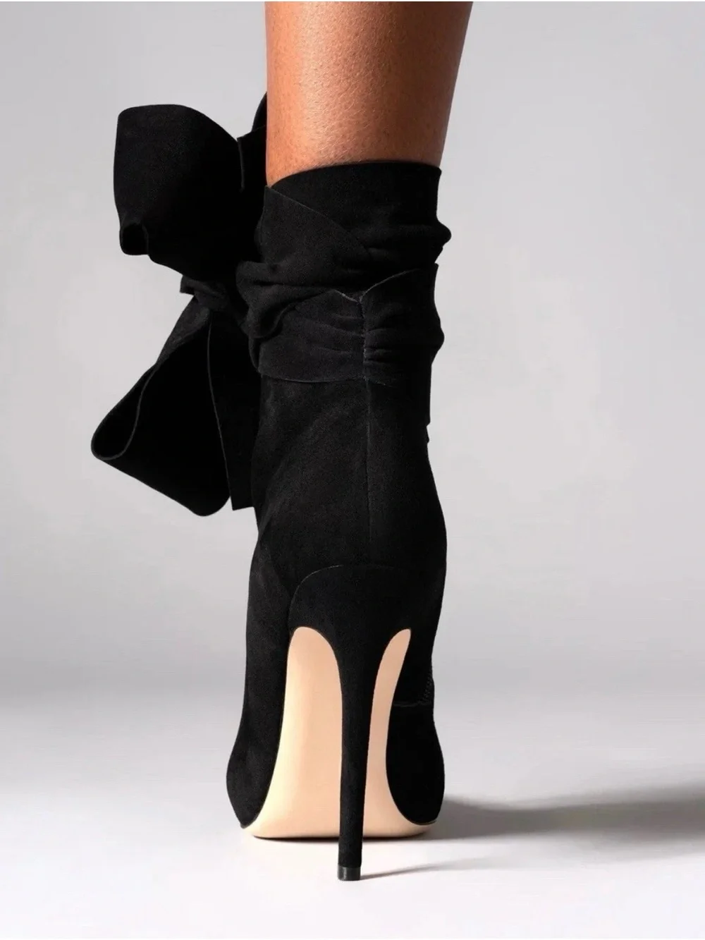 Aminah Abdul Jillil elegant black